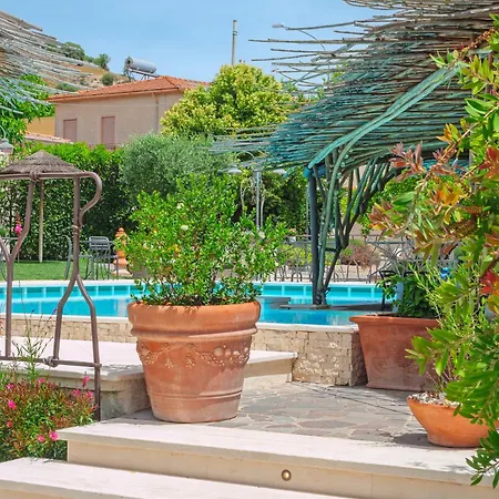 Il Giardino Degli Aranci 4* Mores