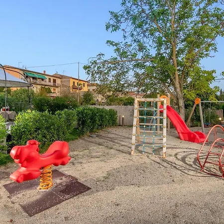 Il Giardino Degli Aranci לינה וארוחת בוקר