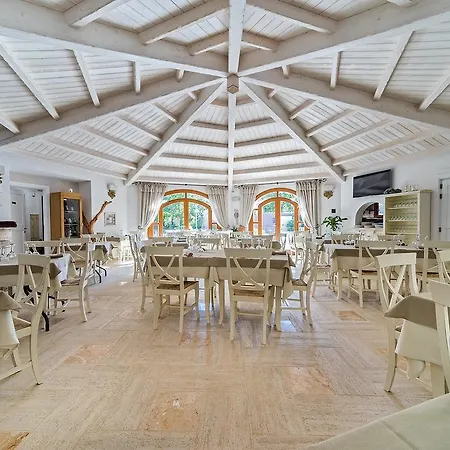 Il Giardino Degli Aranci فندق مبيت وإفطار 4*