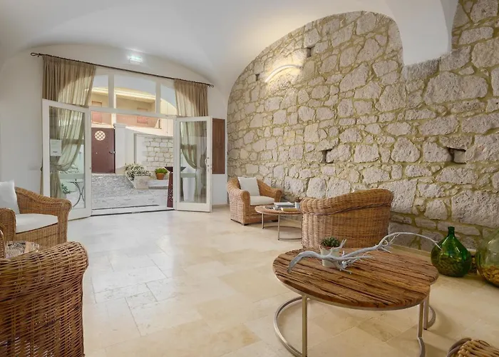 Il Giardino Degli Aranci 住宿加早餐酒店 4*