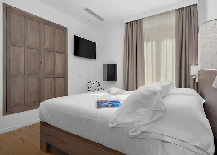 Il Giardino Degli Aranci 住宿加早餐酒店 4*